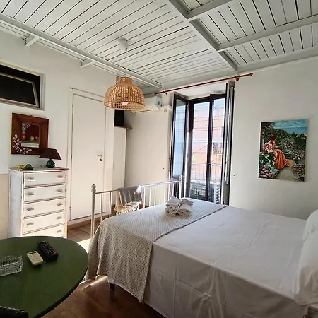 I 维斯普里酒店 住宿加早餐酒店 卡塔尼亚